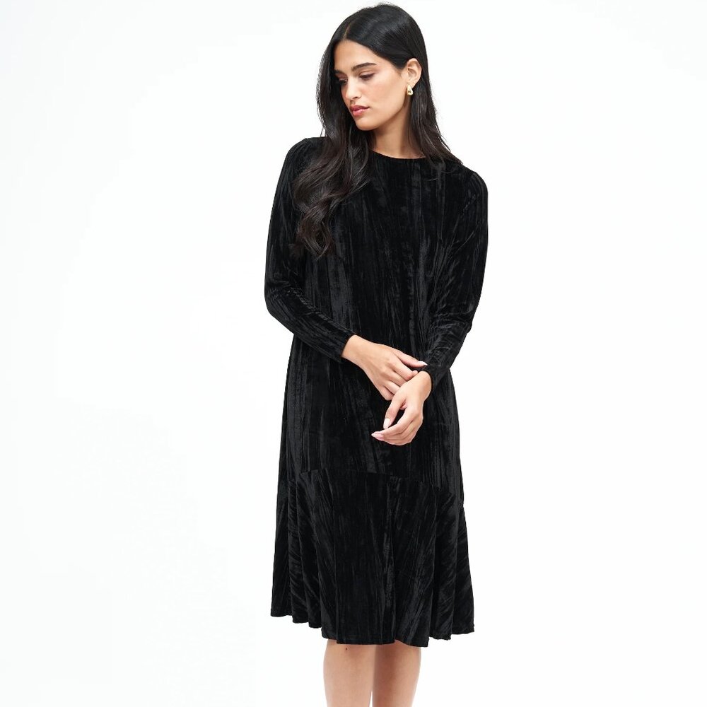 NWT Daniella Faye Anthro Ruffle Crushed Velvet Dress L in Black